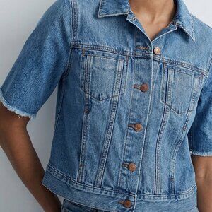 Madewell Women's Blue cropped Jean jacket short sleeve M
